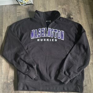 UW Husky 1/4 zip sweatshirt